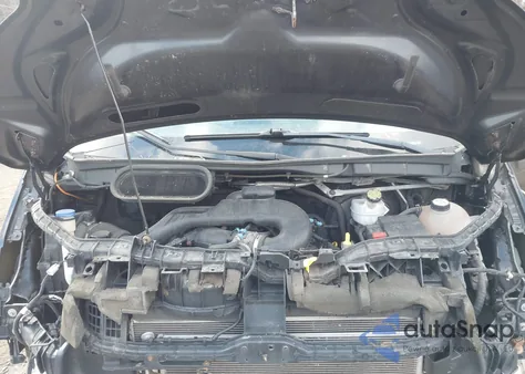 2015 Ford Transit-250 z USA, uszkodzony, nr VIN 1FTYR2XM7FKA87311